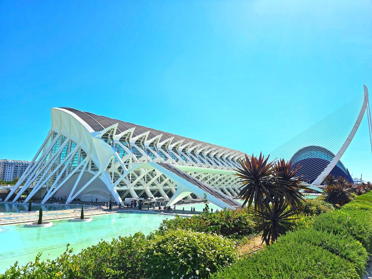 Apartamentos Las Ciencias B Valencia Eksteriør billede